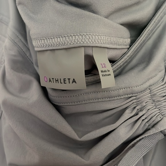 Athleta light grey skort, skirt with shorts - Picture 5 of 7